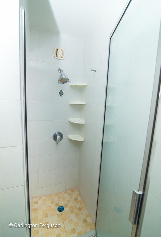Aparthotel Turtle Towers Ocho Ríos Habitación foto